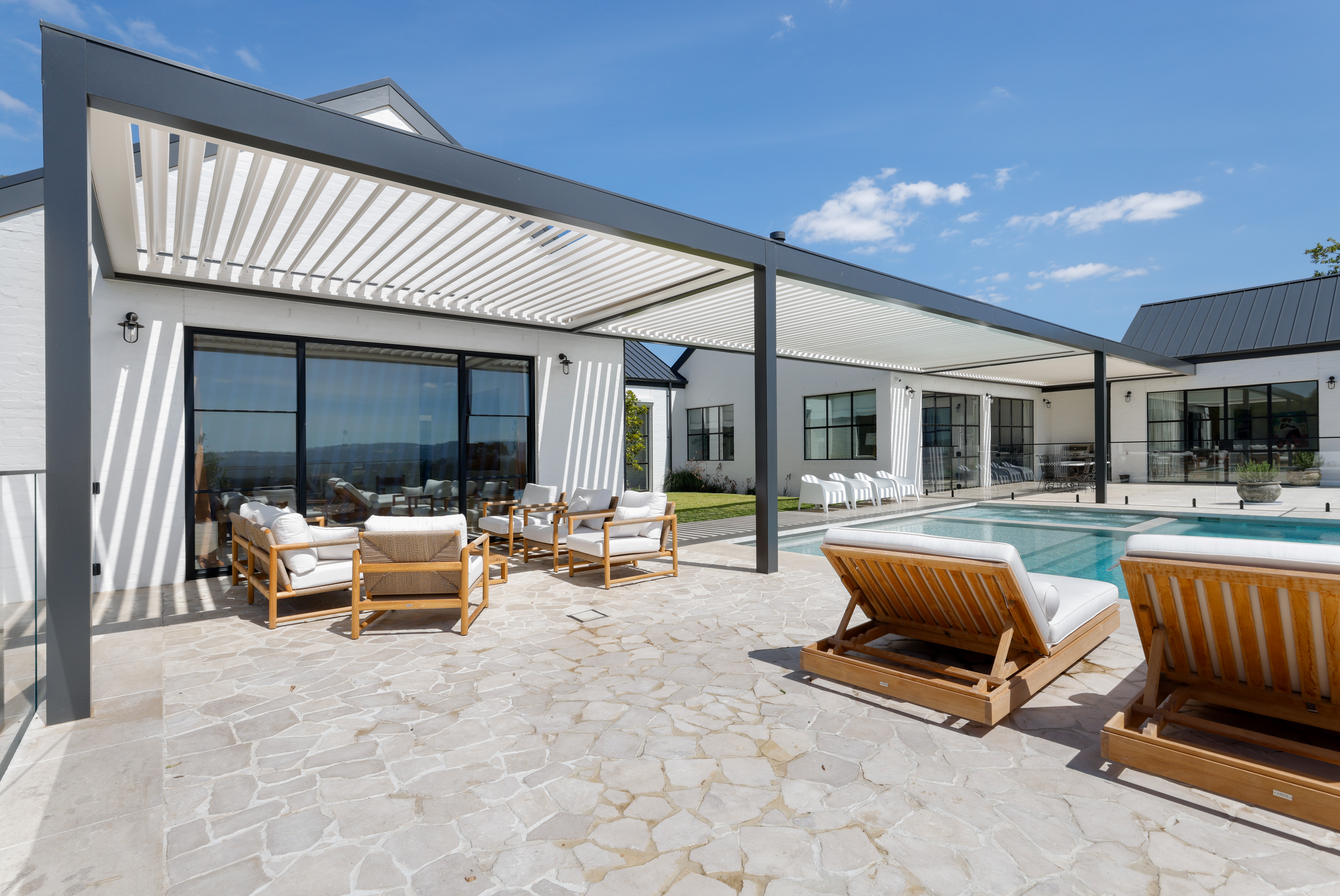 Welcome to Louvretec Melbourne
