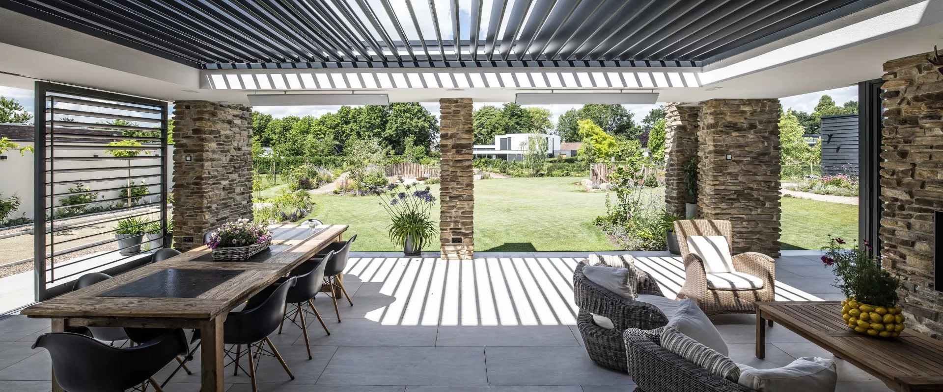 Louvretec Super Roof creating outdoor room