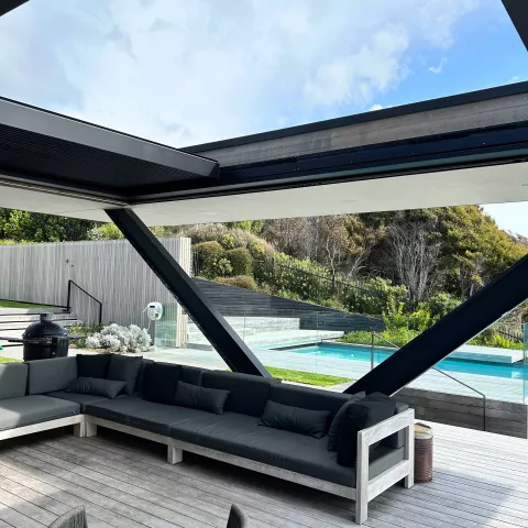 220/45 Alpine Retract Roof