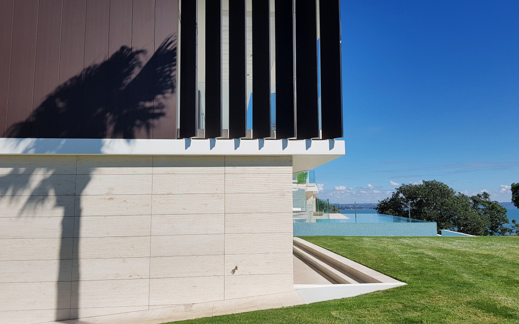 Choose from 6 styles of RL Flush & Weatherboard Louvres