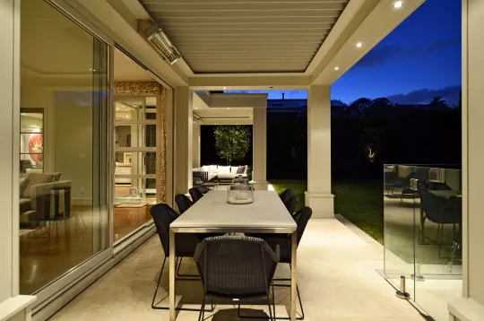 Opening Roof let long afternoon lunches transition smoothly in the evening