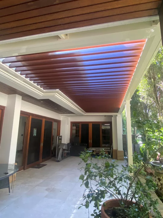 Louvretec Opening Roof