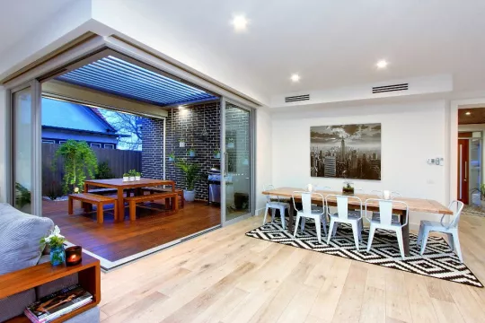 Outdoor Room by Louvretec Melbourne