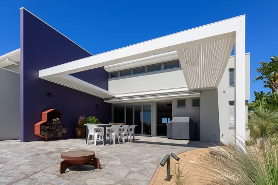 Retract Roof by Louvretec Sydney North 