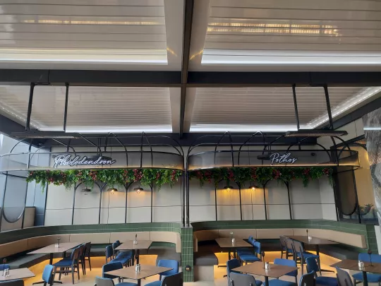 Dining Alfresco under motorised Opening Roofs by Louvretec Melbourne