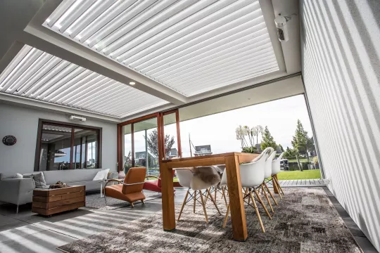 Opening Roof by Livium | Louvretec The Netherlands