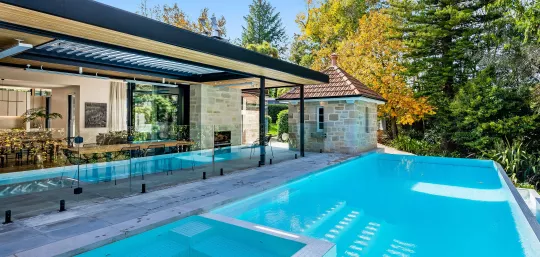 Poolside Comfort. By Louvretec Adelaide | Yeltana