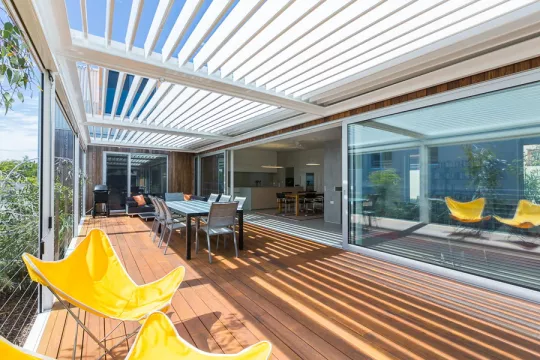 Bays of Opening Roofs by Louvretec Perth creating an Outdoor Room
