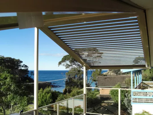 Opening Roofs on an Angle. By Louvretec South Coast