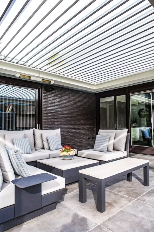 Opening Roof by Livium | Louvretec The Netherlands