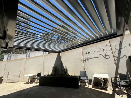 Louvretec Tasmania Opening Roof