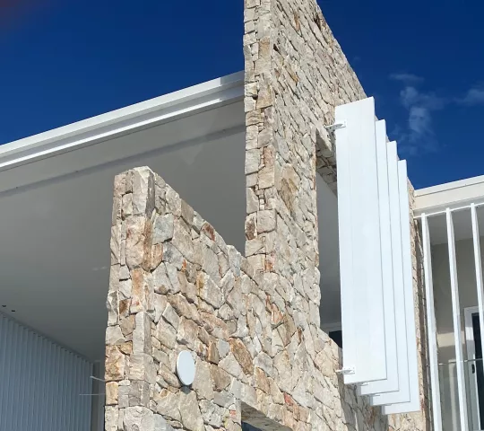 Bracket Fixed RL450 Louvres by Louvretec Brisbane