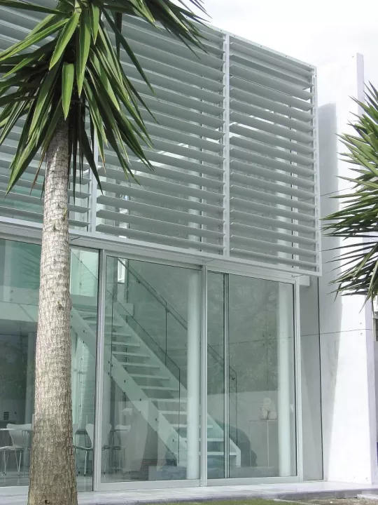 Sun Louvres by Louvretec