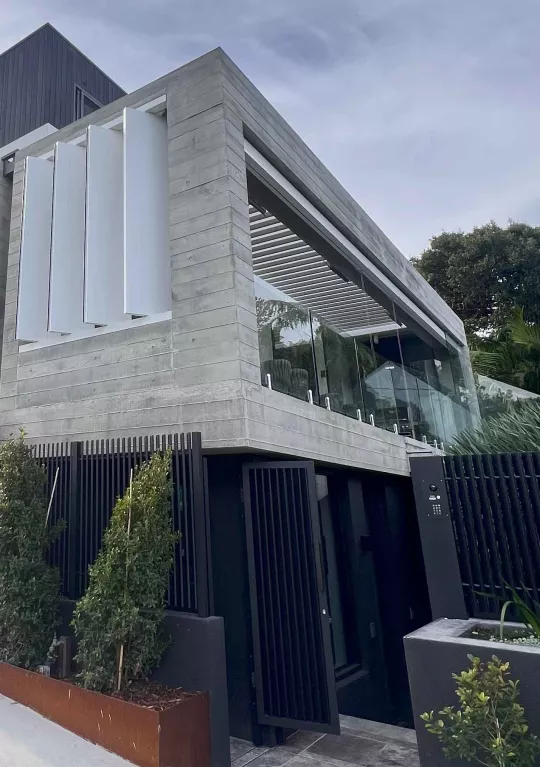 450RL Louvres & Translucent Roof by Louvretec Sydney North