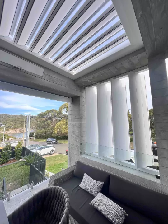 450RL Louvres & Translucent Roof by Louvretec Sydney North