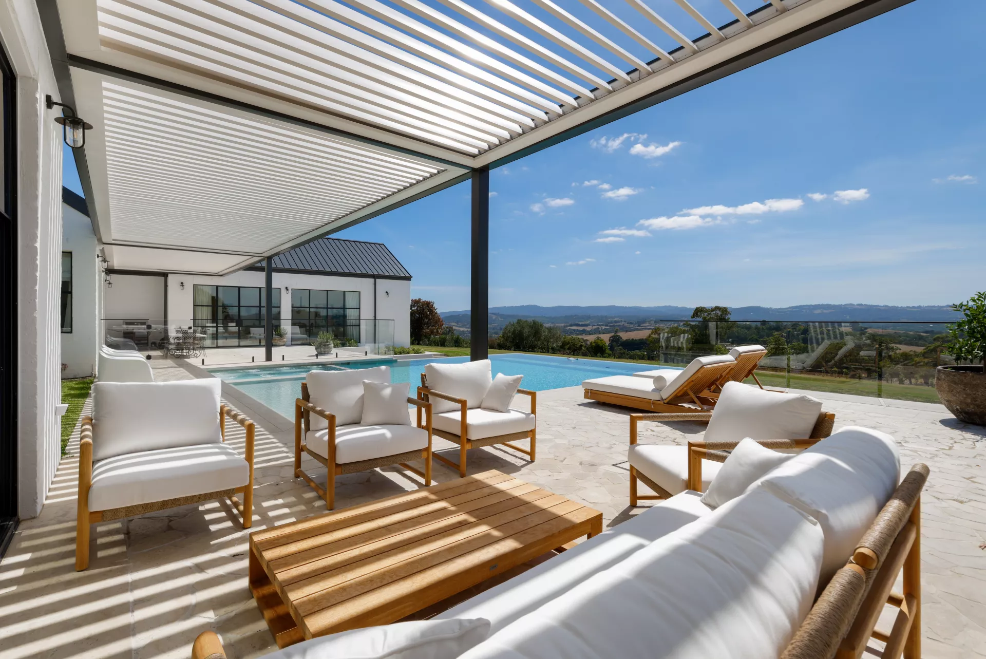 Louvretec Melbourne